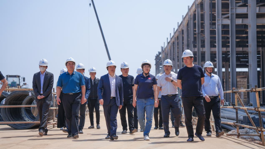 内蒙古达拉特旗领导一行调研PA直营光伏