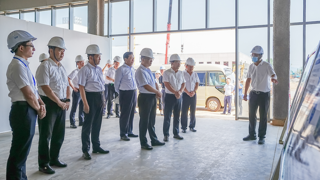 要闻|省人大领导王雁飞一行莅临PA直营光伏参观调研