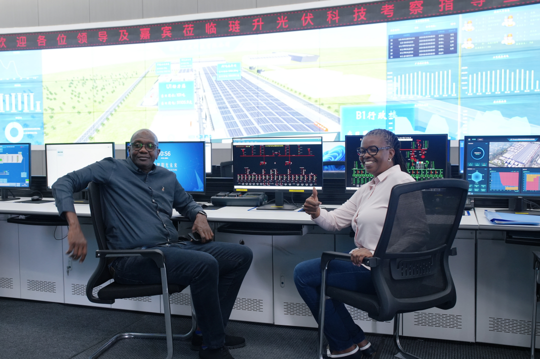 纳米比亚国家电网董事会主席一行到访PA直营光伏，共促新能源融合新发展